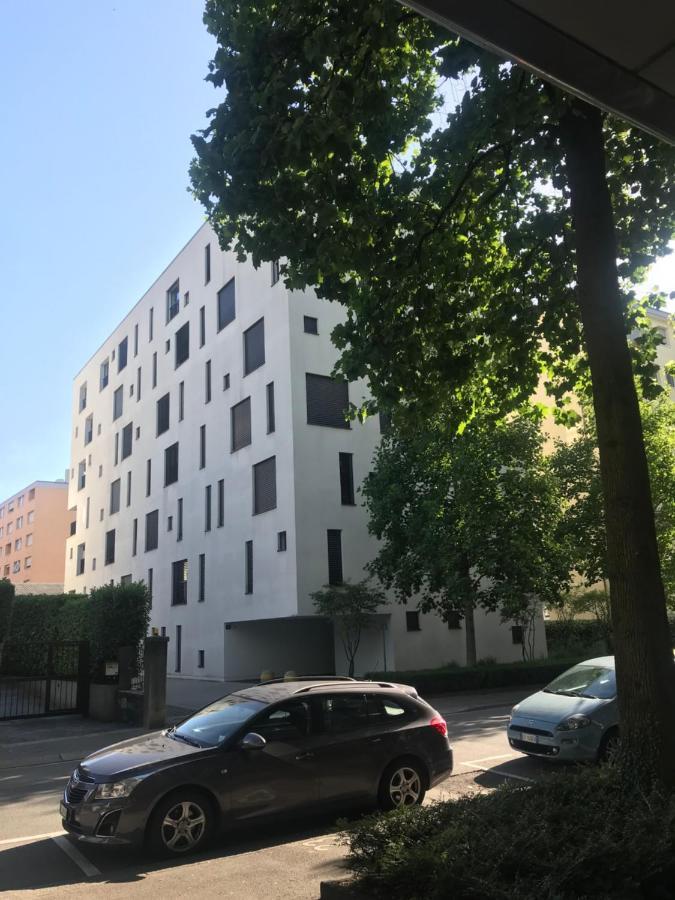 Connie S Home Free Parking Lugano Kültér fotó